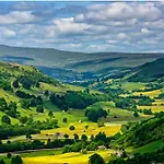 Holiday home Sunnyholme - New! Yorkshire Luxurious *