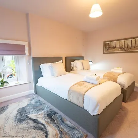 Sunnyholme - New! Yorkshire Luxurious 호스