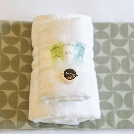 Sunnyholme - New! Yorkshire Luxurious 펜션 *